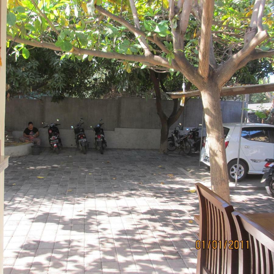Pondok Aldi Hostel Amed  Exterior photo